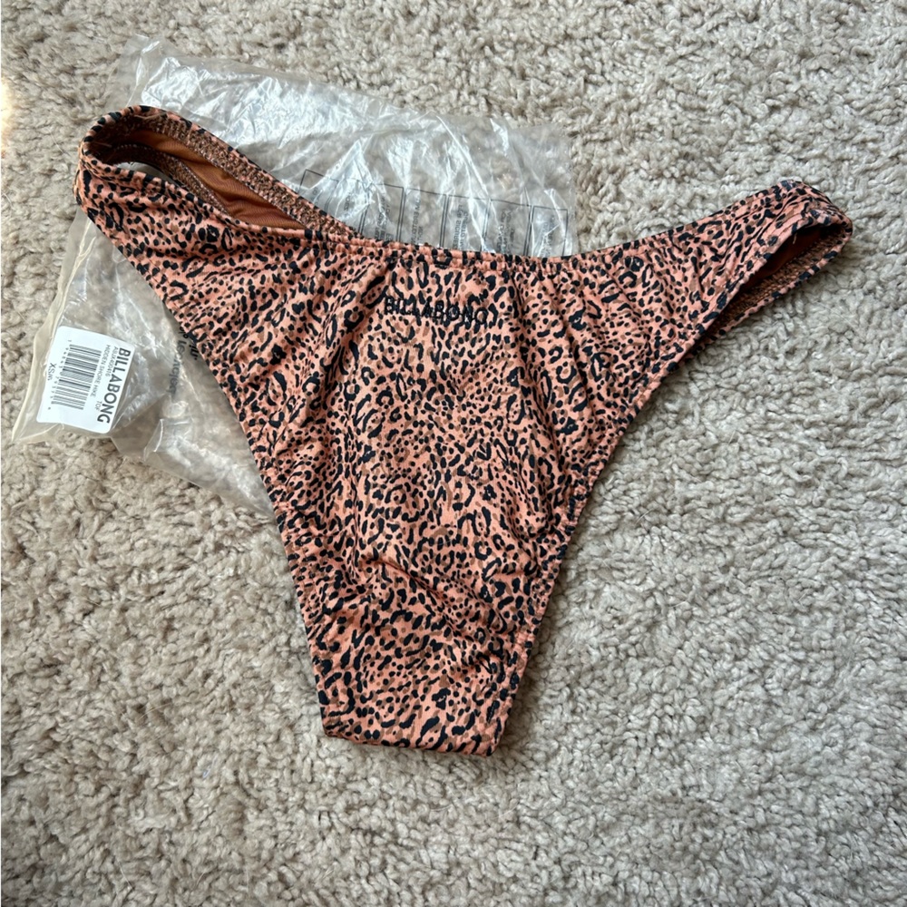 Billabong Hike High-Waisted Bikini Bottoms; XS - Picture 3 of 6